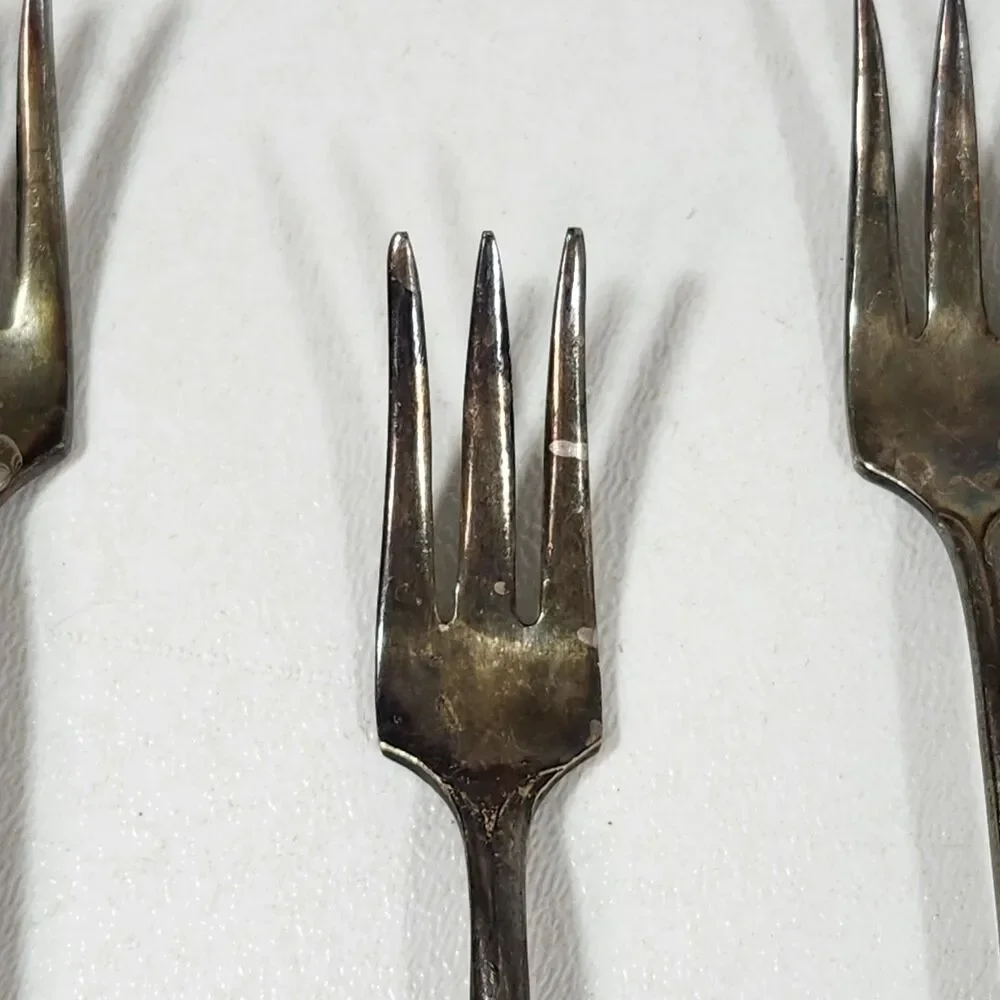 Rogers International Silver Cocktail Seafood Forks Set of 3 Vintage 1930s Plate